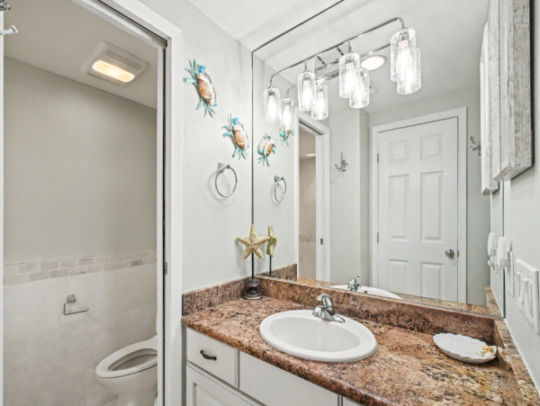 Pensacola Beach Condo With Gulf Views And Pool Access